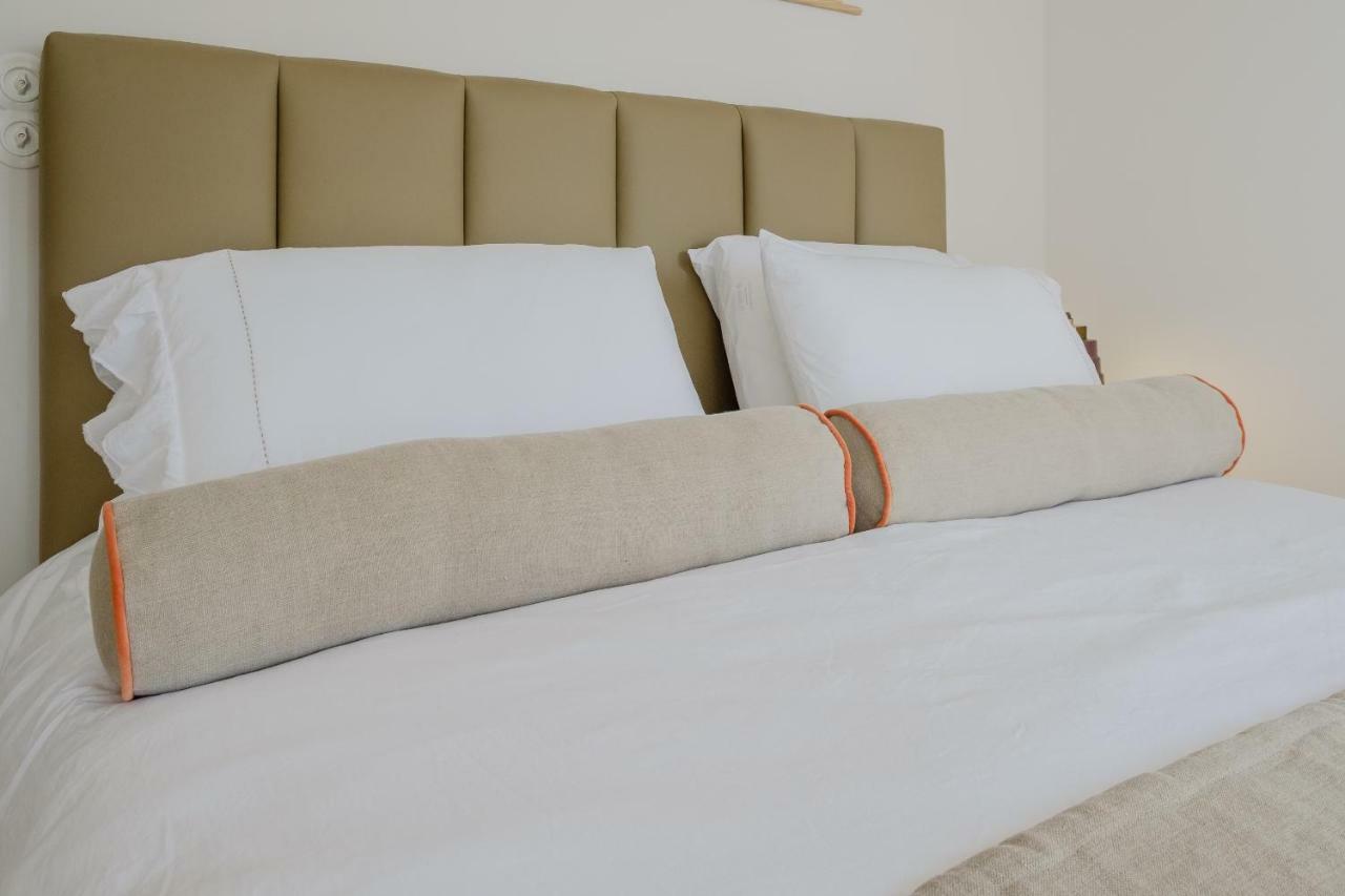 Boutique Rentals-Kihara'S Ribeira Apt With Great Views Porto Exterior foto